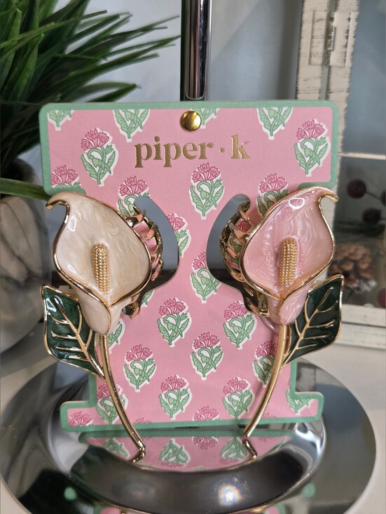 Piper K Accessories - Piper K Flower Hairclips